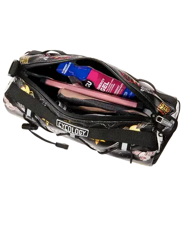 Cycology cycling waist bag with energy gels and phone, ideal for rides